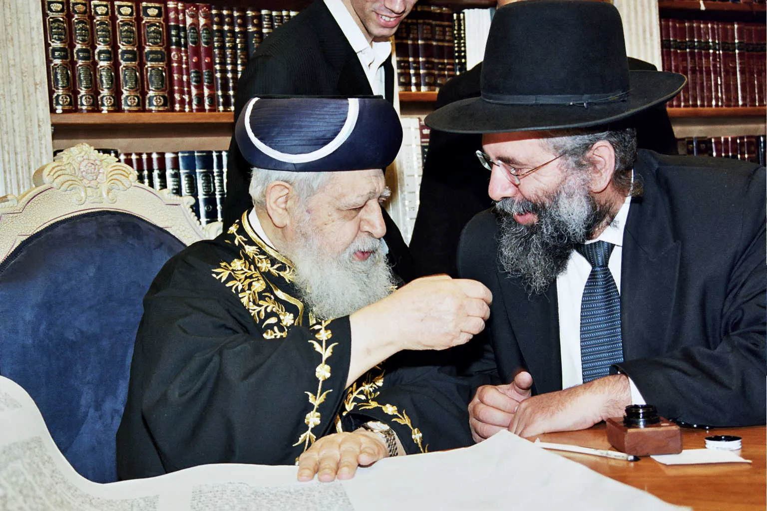 רגעים מהמוסדות 3