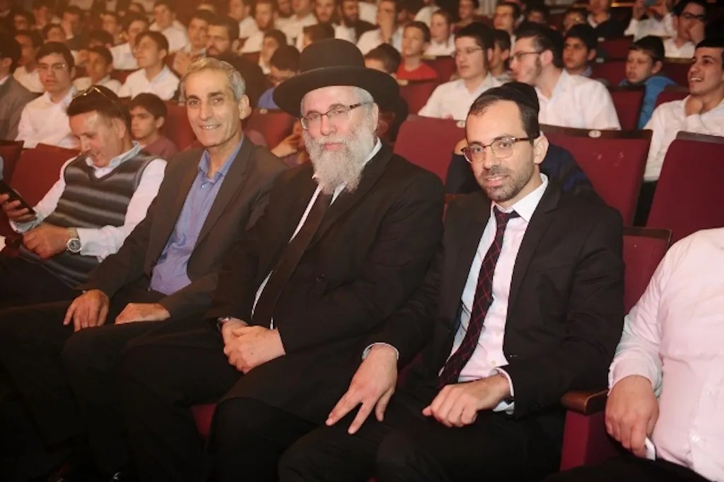 גלריית חגים 10