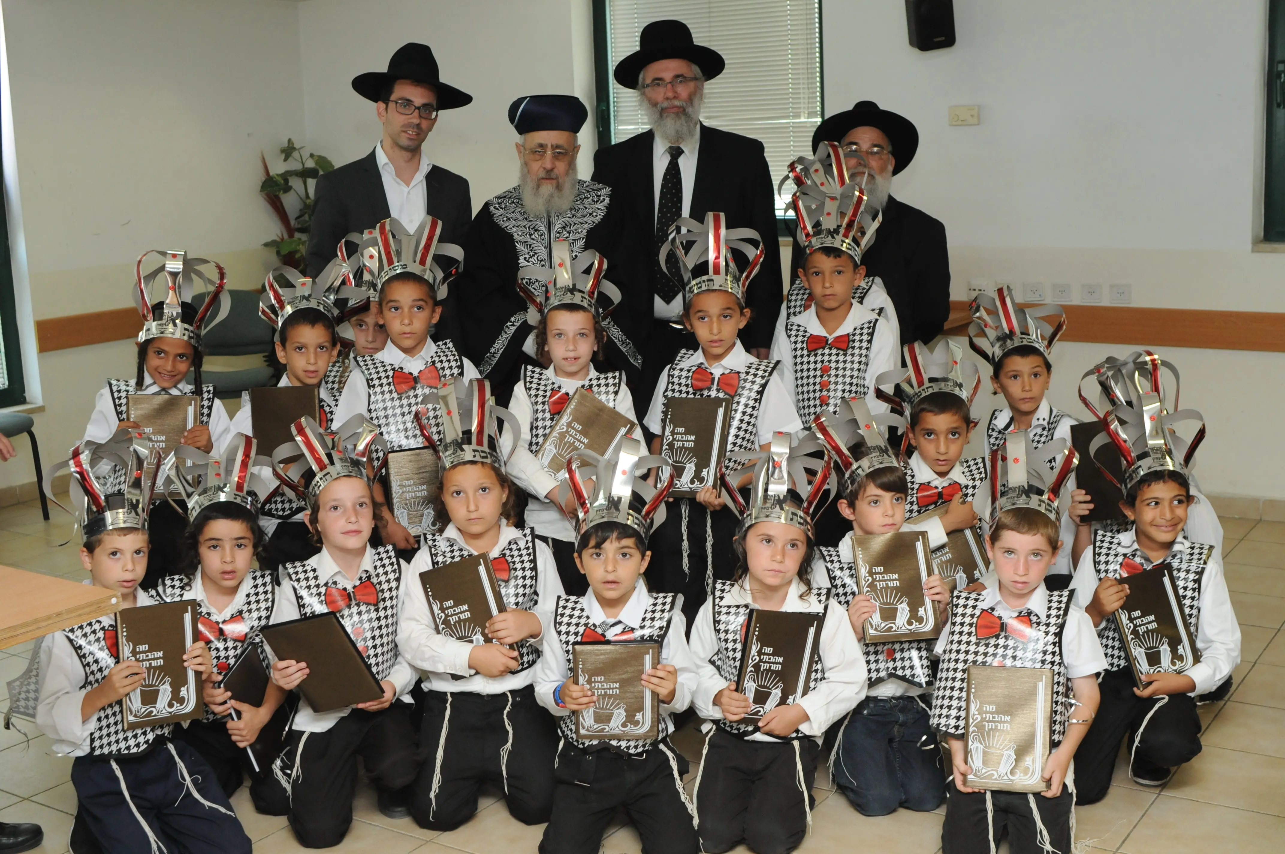 גלריית תלמוד תורה מרכז החינוך העצמאי אורחות יצחק 4